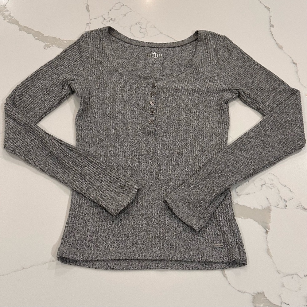 Vintage Hollister Y2K Long Sleeve Ribbed Henley Scoop Neck S Gray Metal Logo
